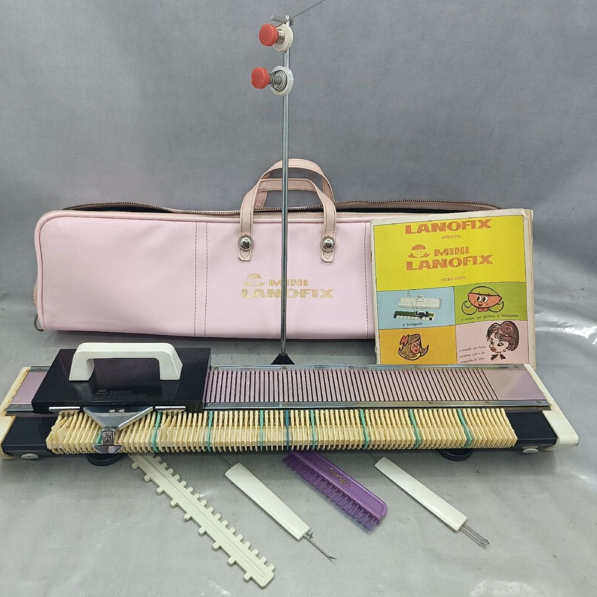 Tricotar Máquina de Tricô Manual Completa. | Móvel p/ Casa Tricotar Usado  32931526 | enjoei
