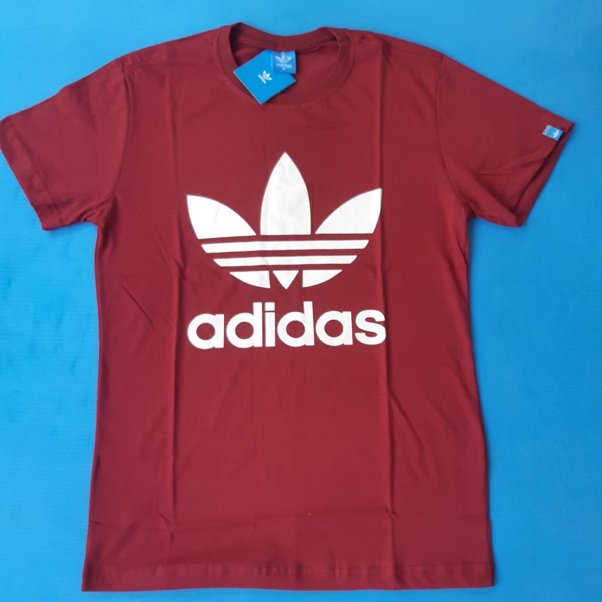 camiseta adidas floral masculina