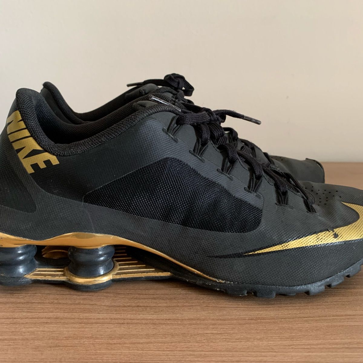 Nike Shox Dourado Tênis Masculino Nike Usado 57166523 enjoei