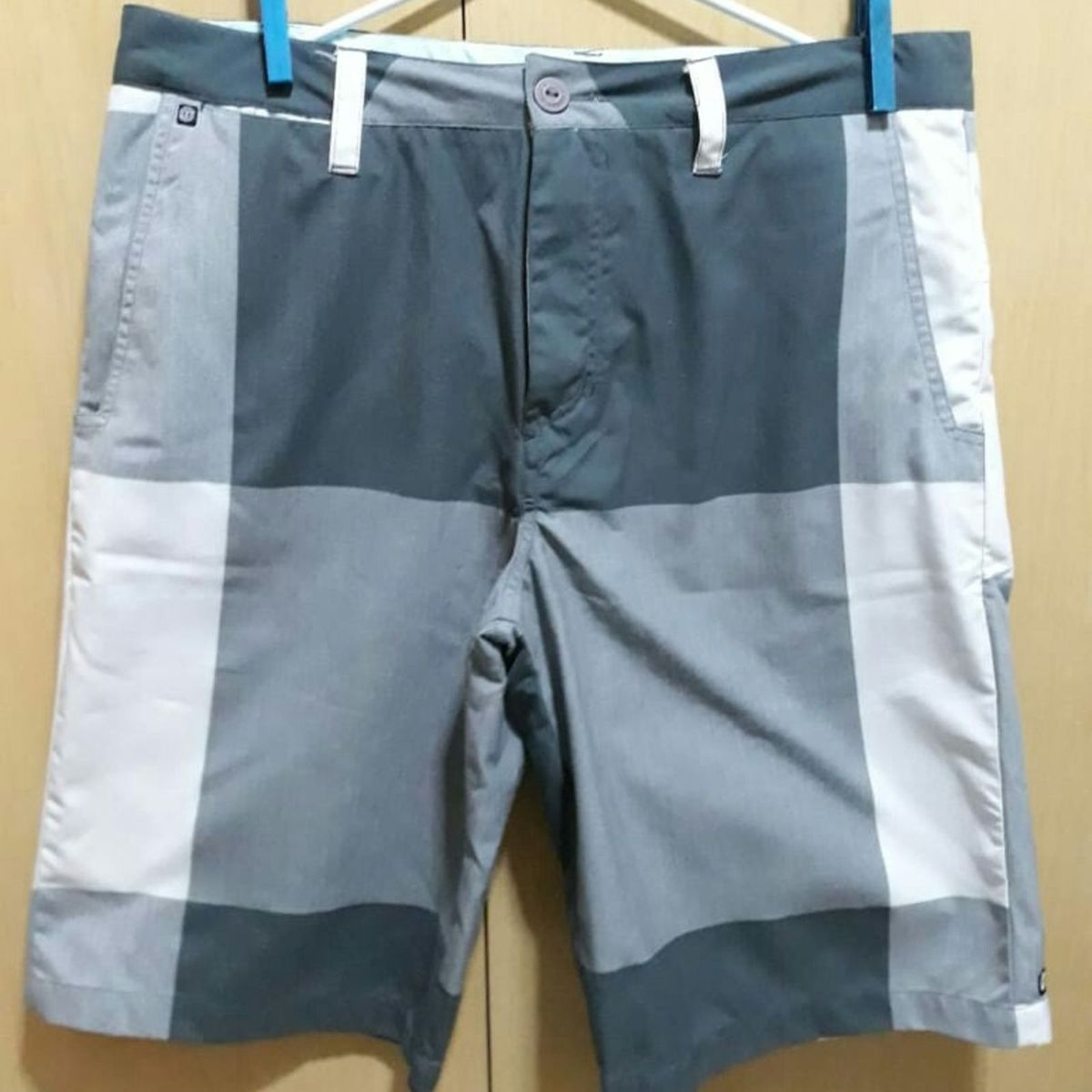 bermuda sarja element