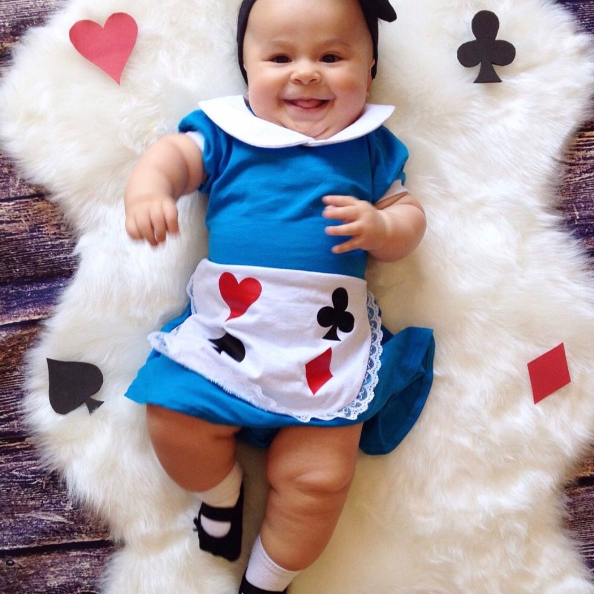 roupinha alice no pais das maravilhas