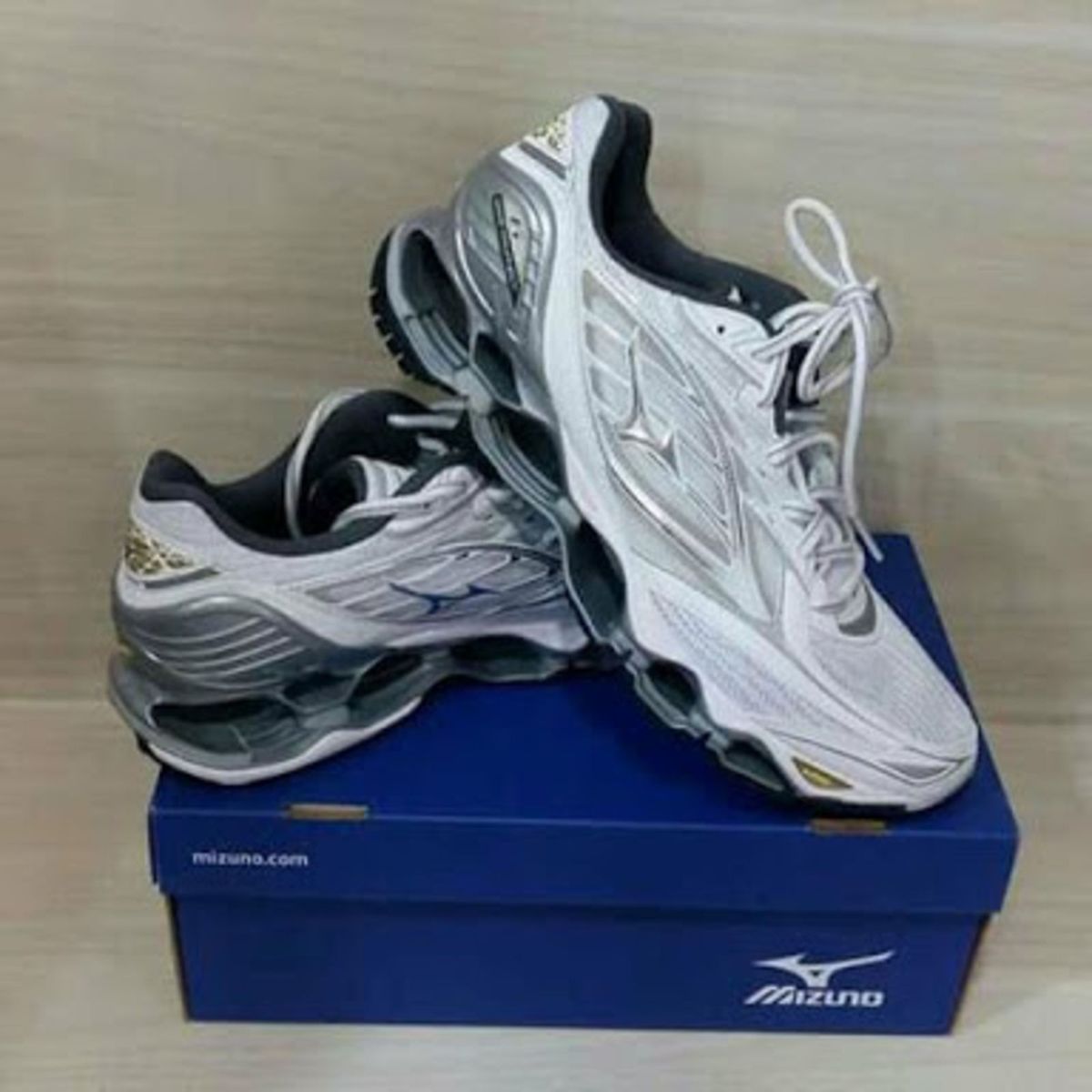 mizuno prophecy 6 feminino branco