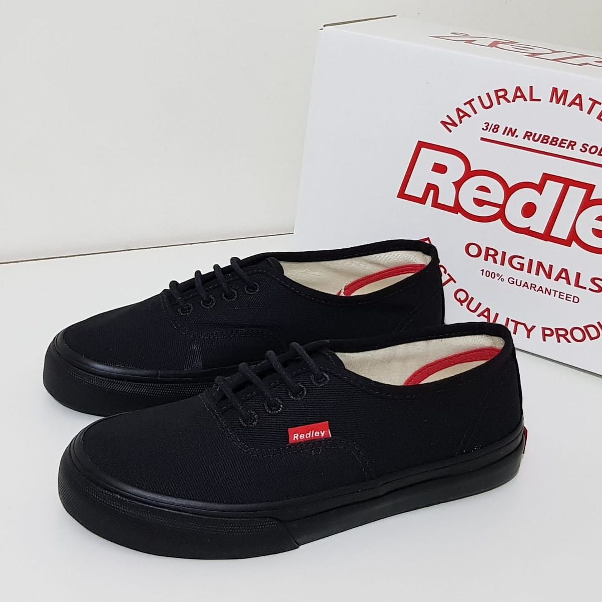 tenis redley monocromo preto