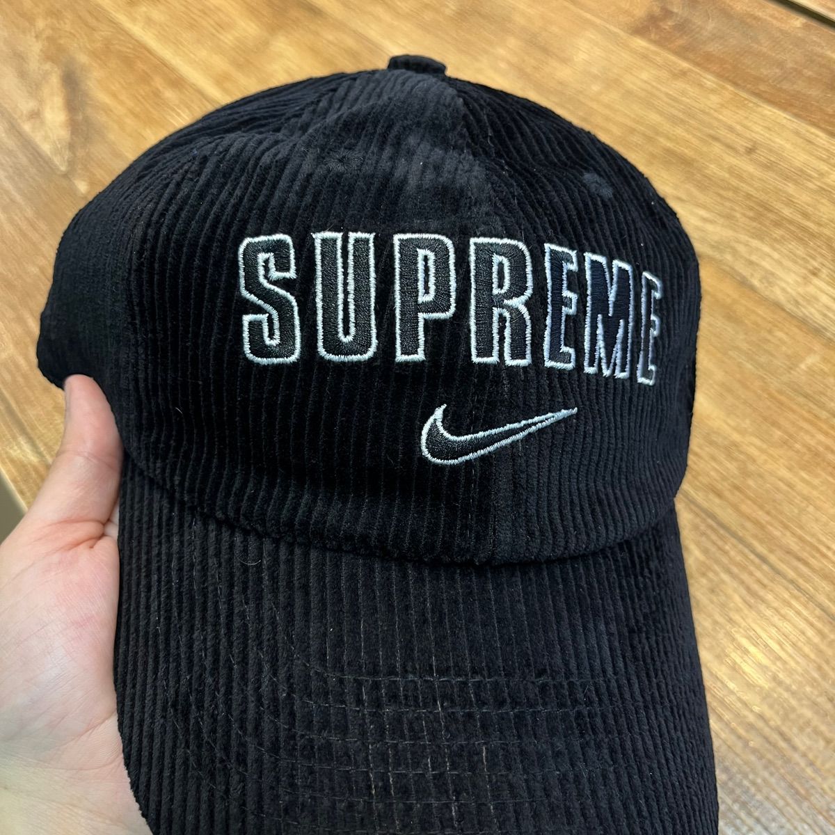Boné Supreme X Nike Arc Corduroy 6 Panel | Nike X Supreme Nunca
