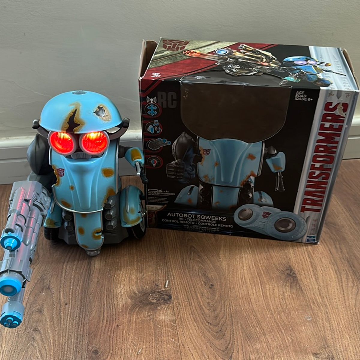 Autobot Sqweeks Transformers Item Infantil Hasbro Usado 107895452 enjoei