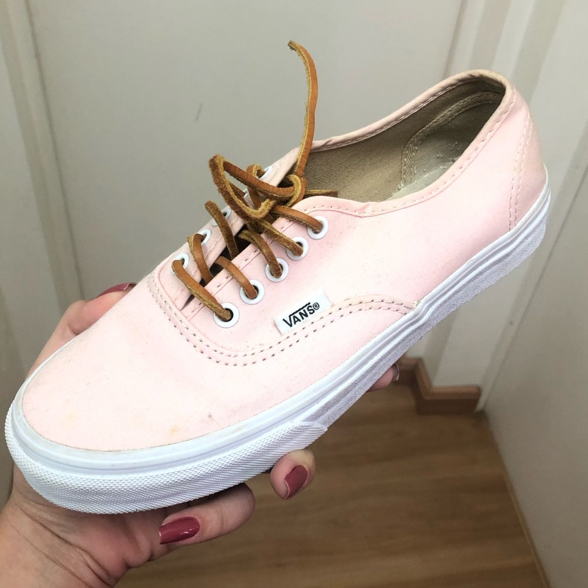 vans rosa bebe e branco