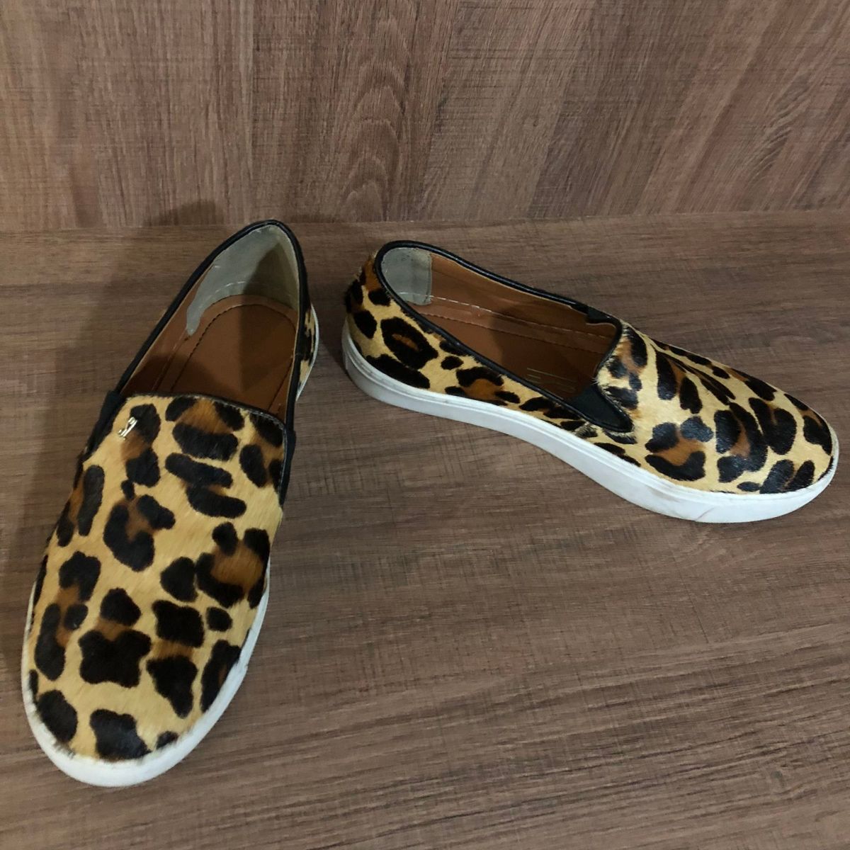 slip on onca santa lolla