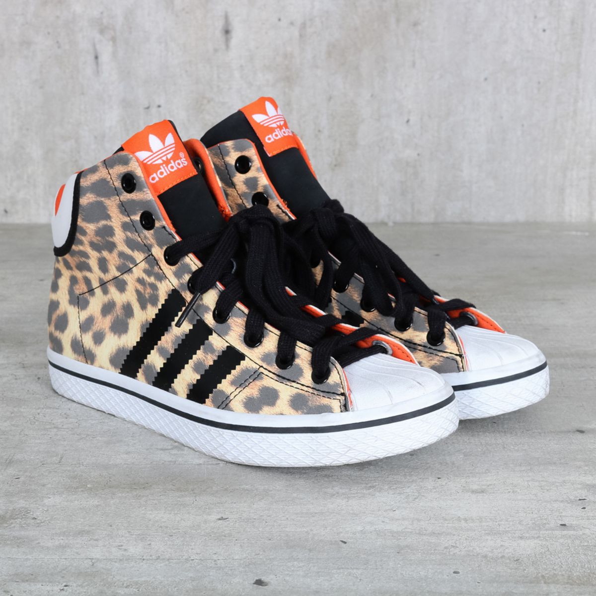 tenis animal print adidas