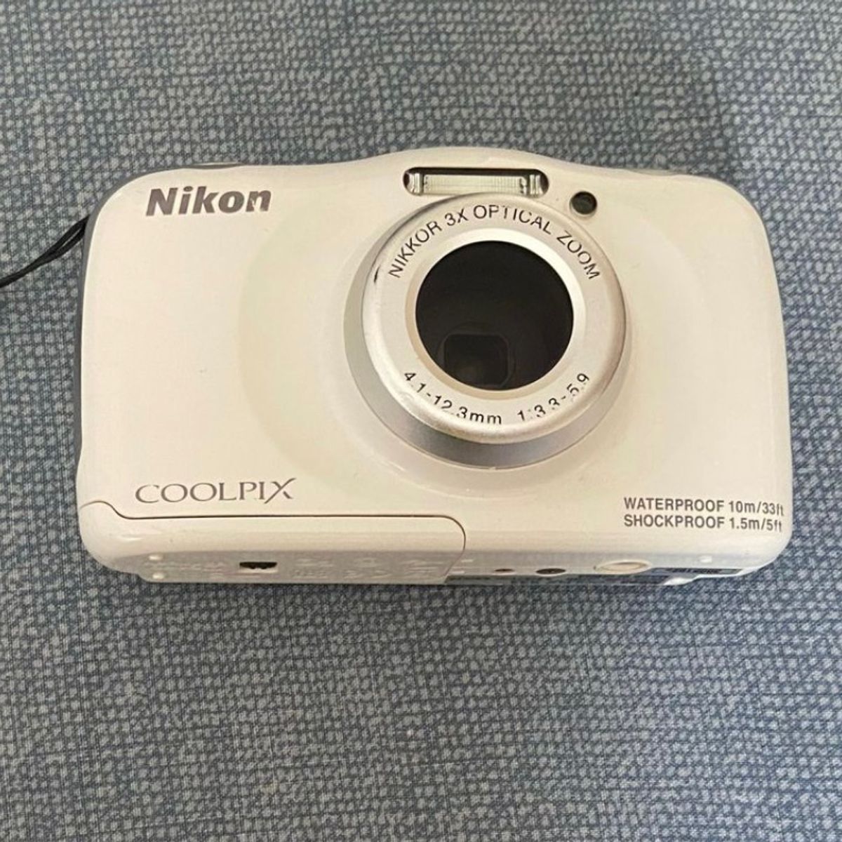 Camera Nikon À Prova D'Água Coolpix S33 Branca | Máquina