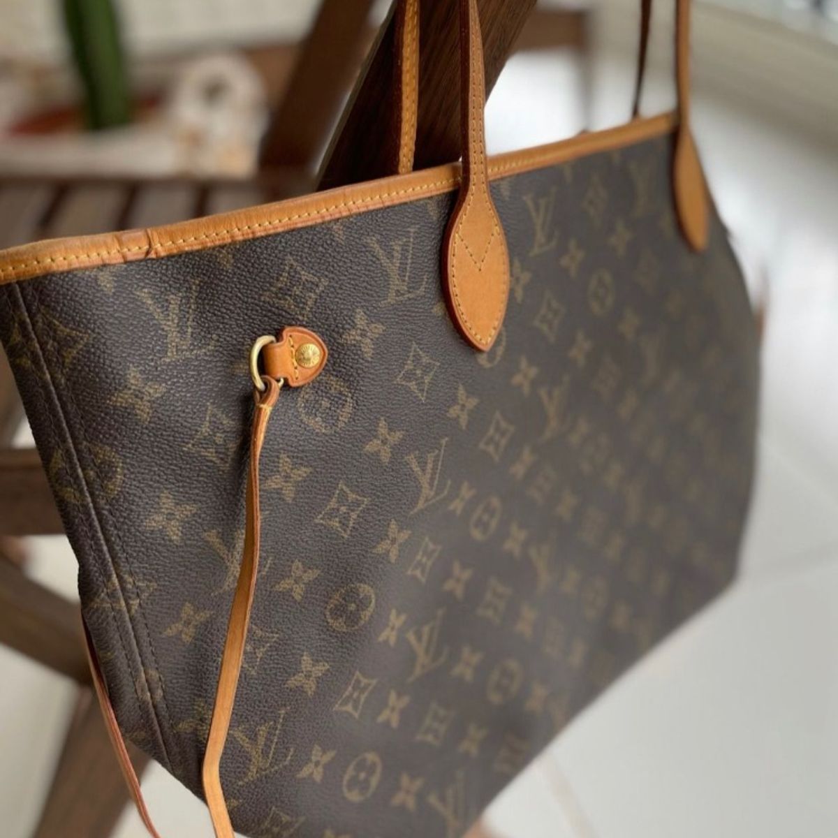 Bolsa Neverfull Mm Tote Louis Vuitton, Bolsa de Ombro Feminina Louis  Vuitton Usado 80576190