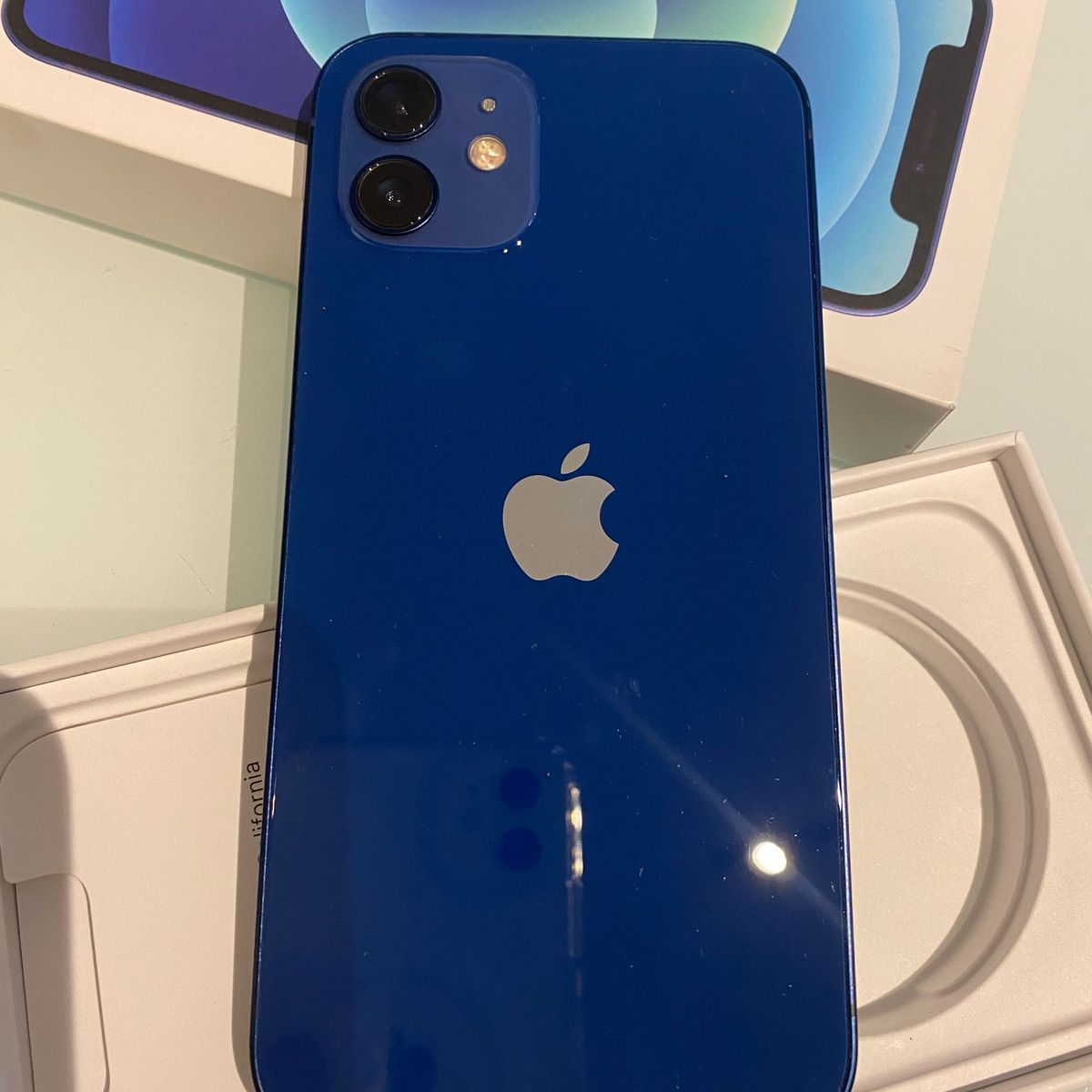 Apple iPhone 12 64GB 青 Usado: iPhone 12 Azul 64GB Excelente - Trocafy - Apple - iPhone 12