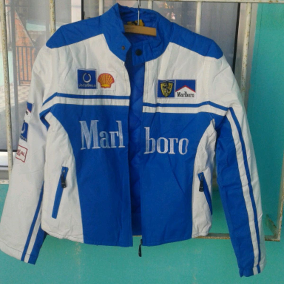 jaqueta ferrari couro