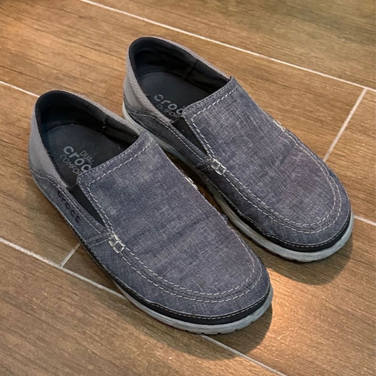 Sapato Crocs Santa Cruz Playa Cinza Crocs Usado 95945128 enjoei