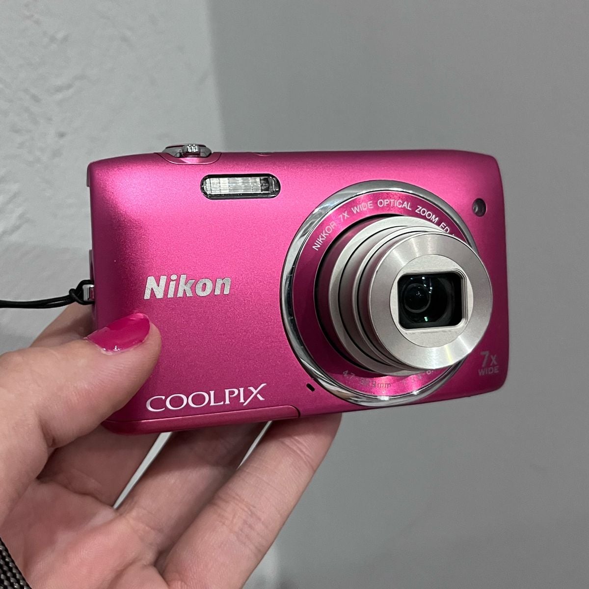 Nikon S3500 - 20,1 Megapixels - Câmera Digital Rosa | Nikon Nunca