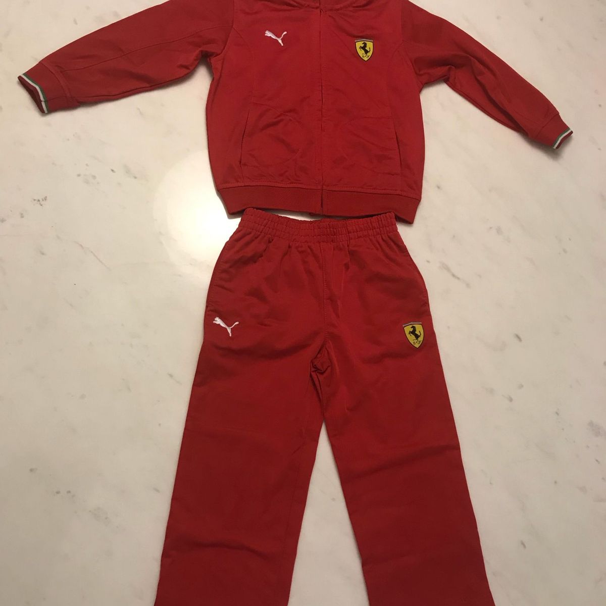 conjunto puma vermelho