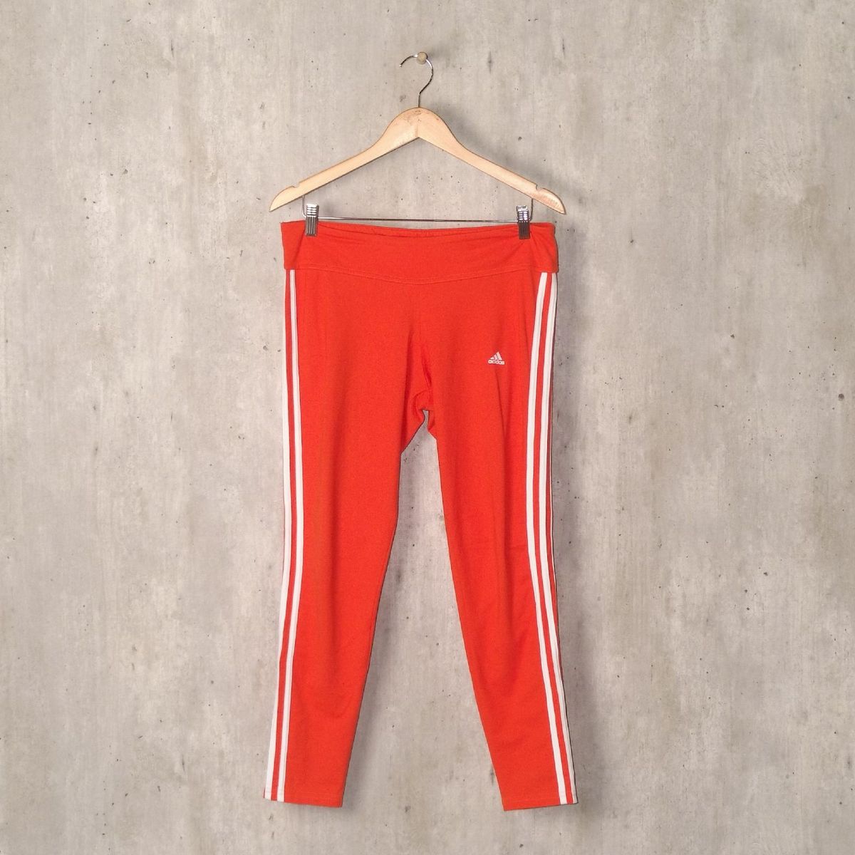 calça laranja adidas
