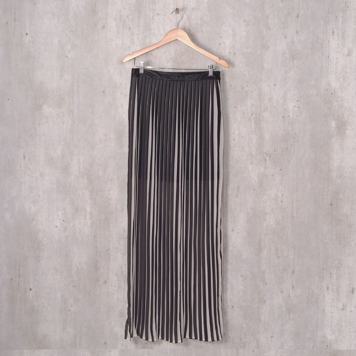 saia plissada shoulder