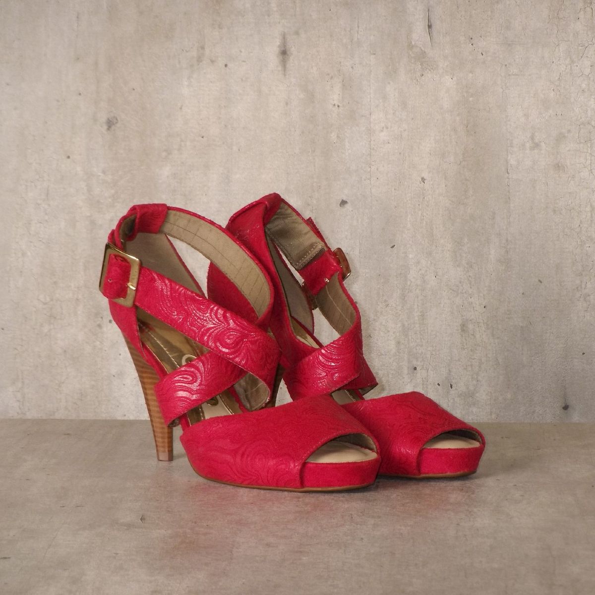 sandalia piccadilly vermelha