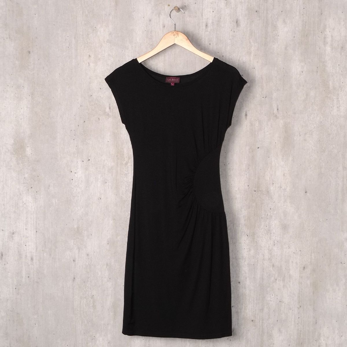 comprar vestido preto basico