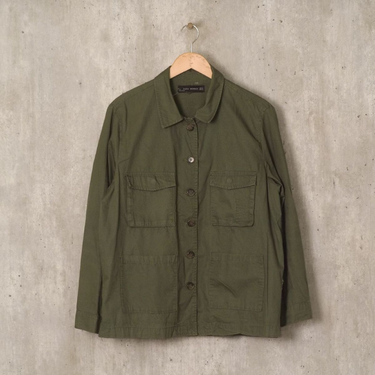 jaqueta militar feminina zara