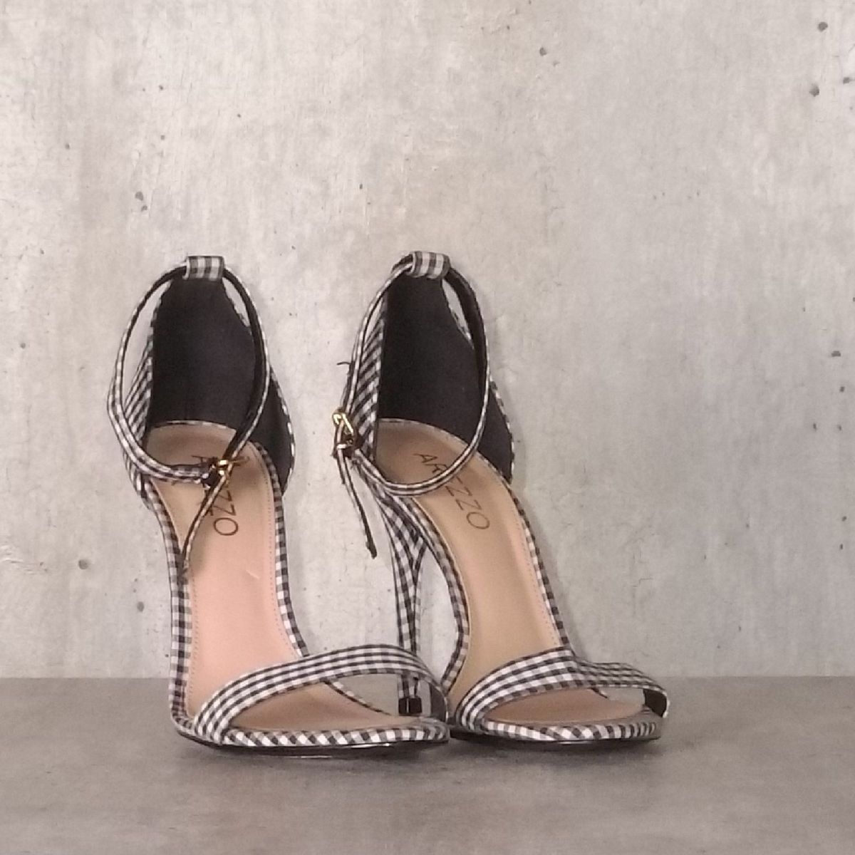 sandalia xadrez arezzo