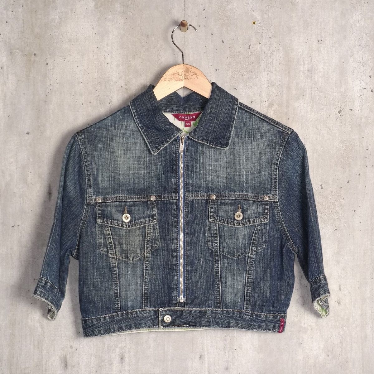 jaqueta jeans manga curta feminina