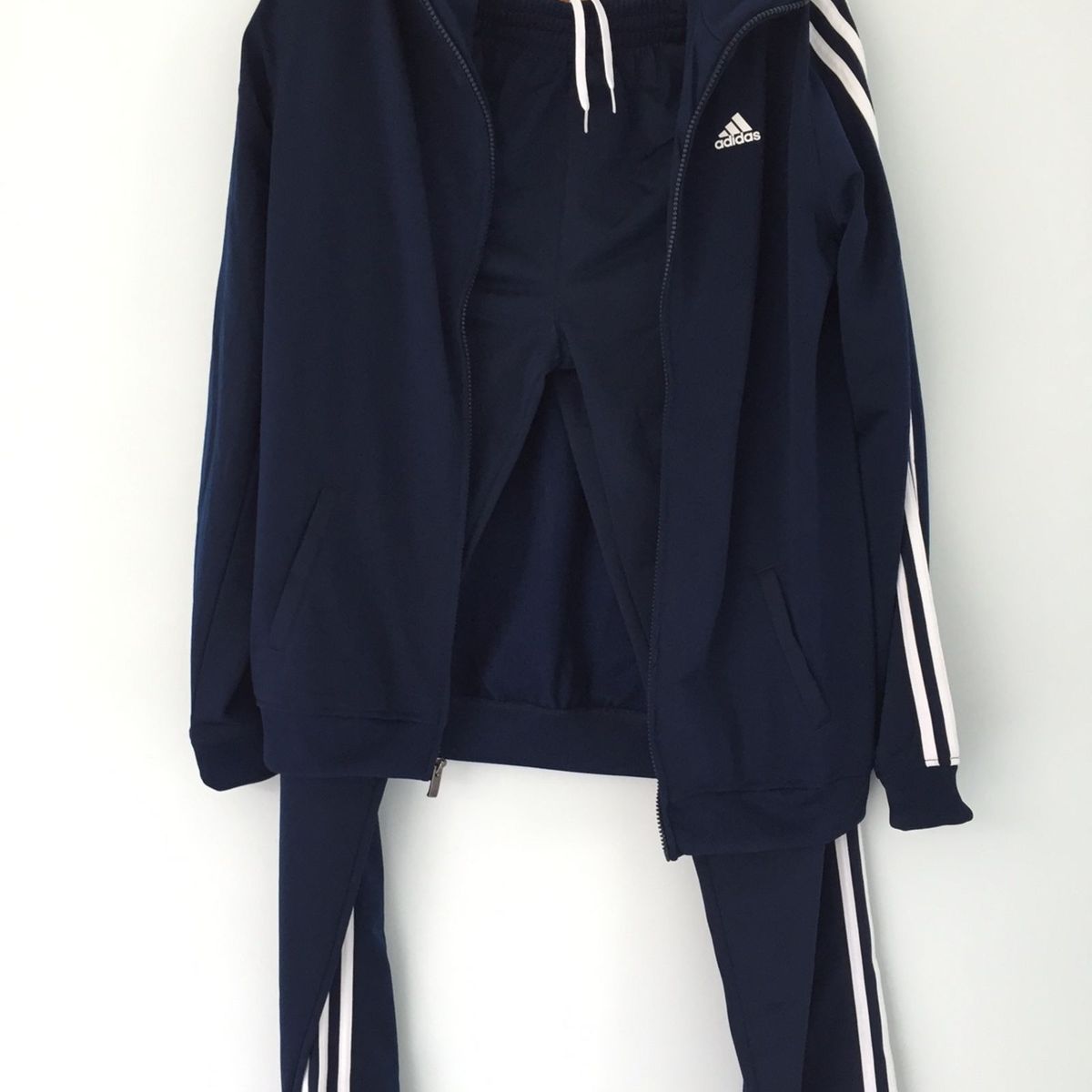 calça e casaco adidas