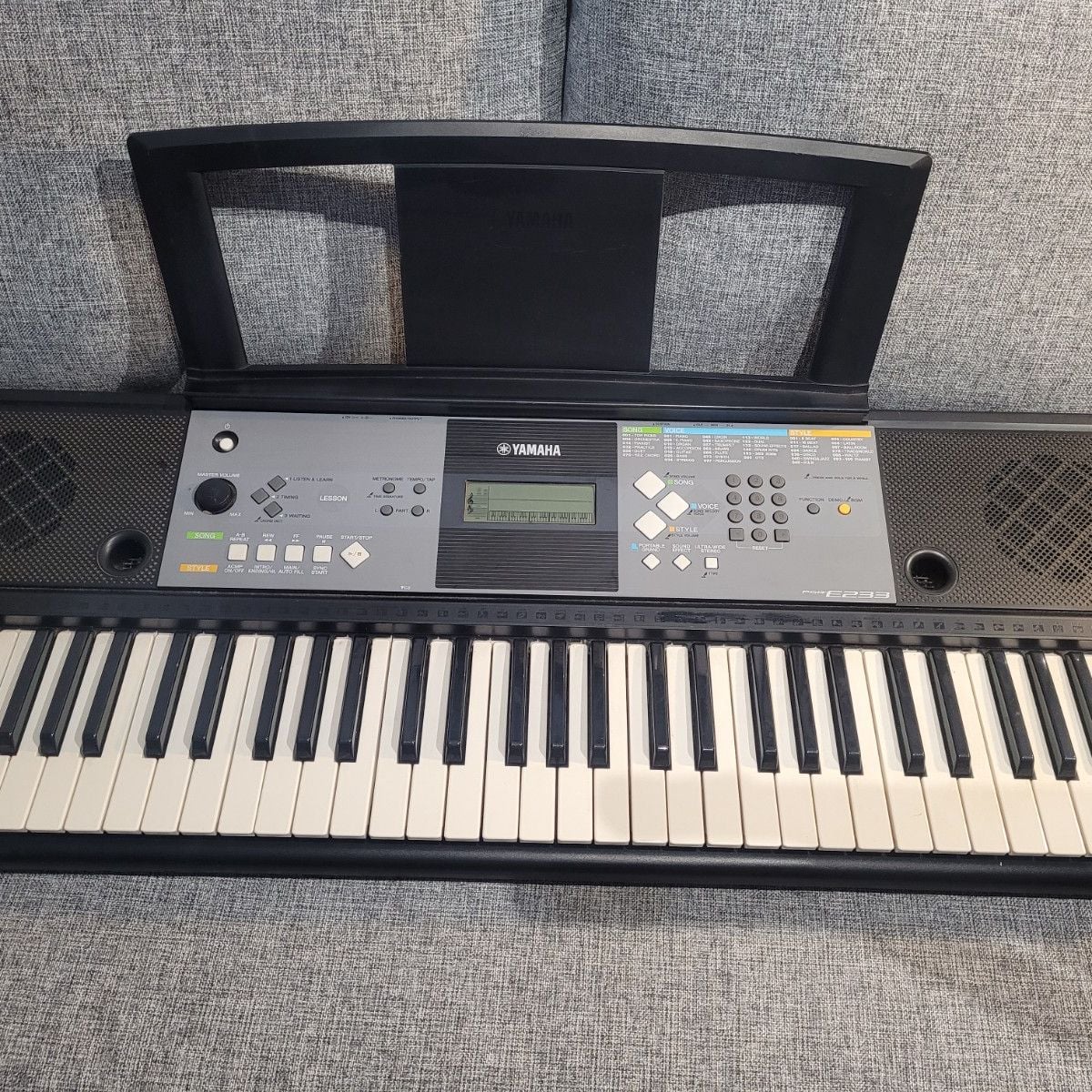 Teclado Musical Yamaha Psr-E233 | Item de Música Yamaha Usado