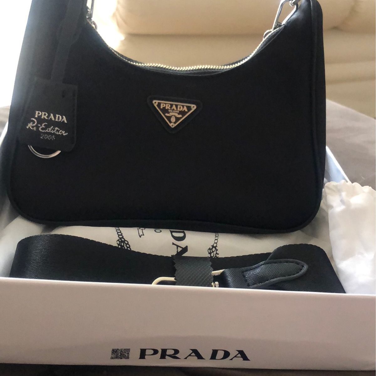 Bolsa Prada | Bolsa de Ombro Feminina Prada Nunca Usado 85885379 | enjoei