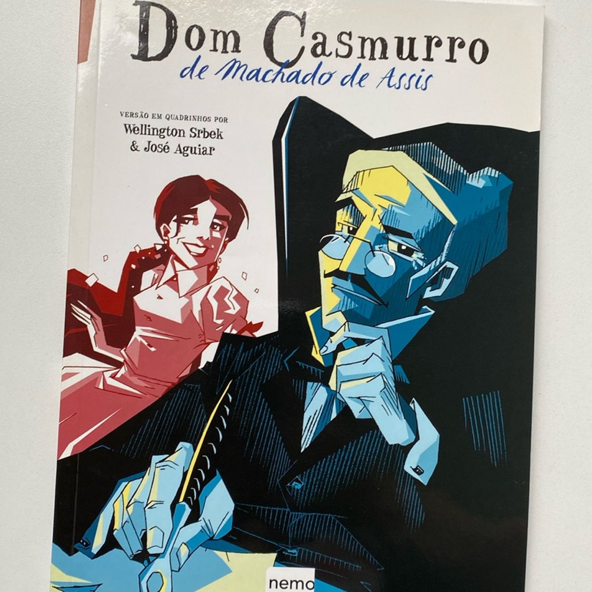 Dom Casmurro - Machado de Assis - Quadrinhos