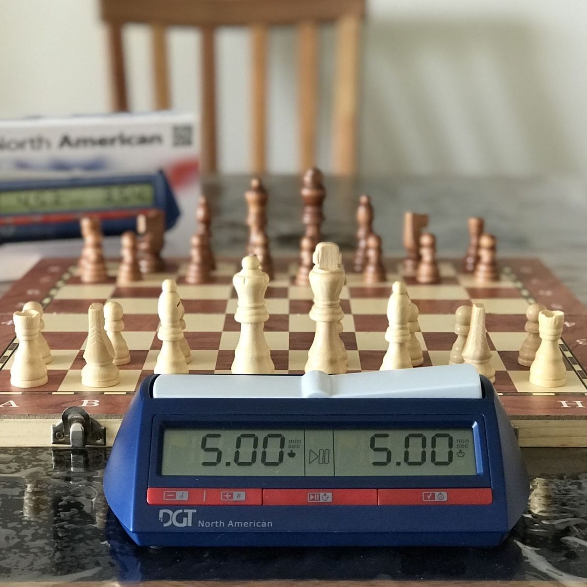 Relógio digital de xadrez - DGT North American