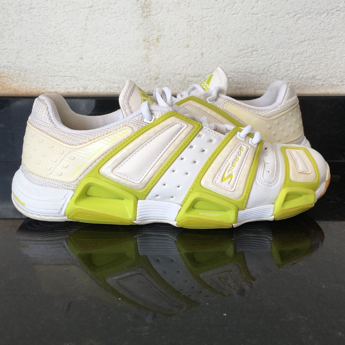 tenis adidas stabil feminino