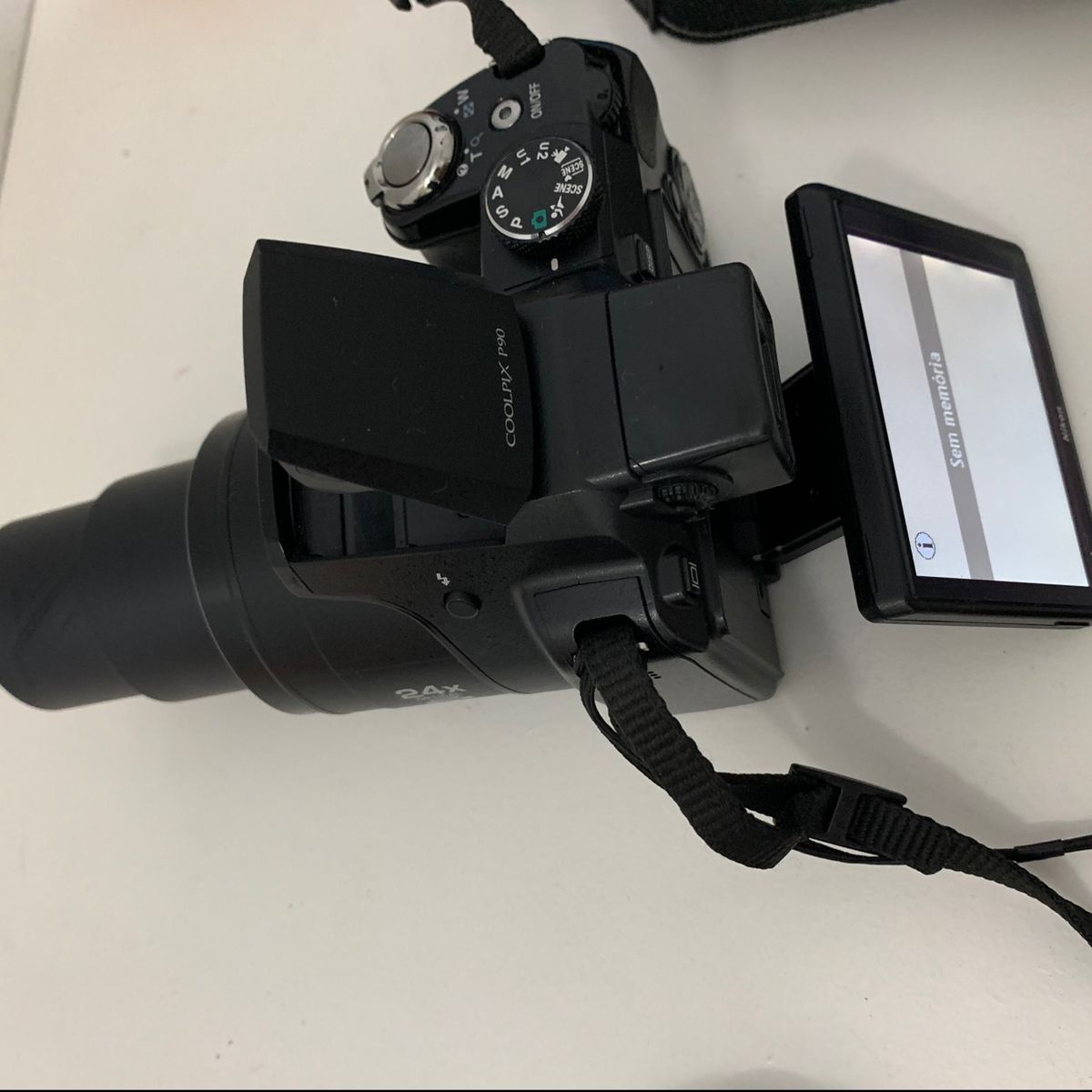 Câmera Digital Nikon Coolpix P90 | Máquina Fotográfica