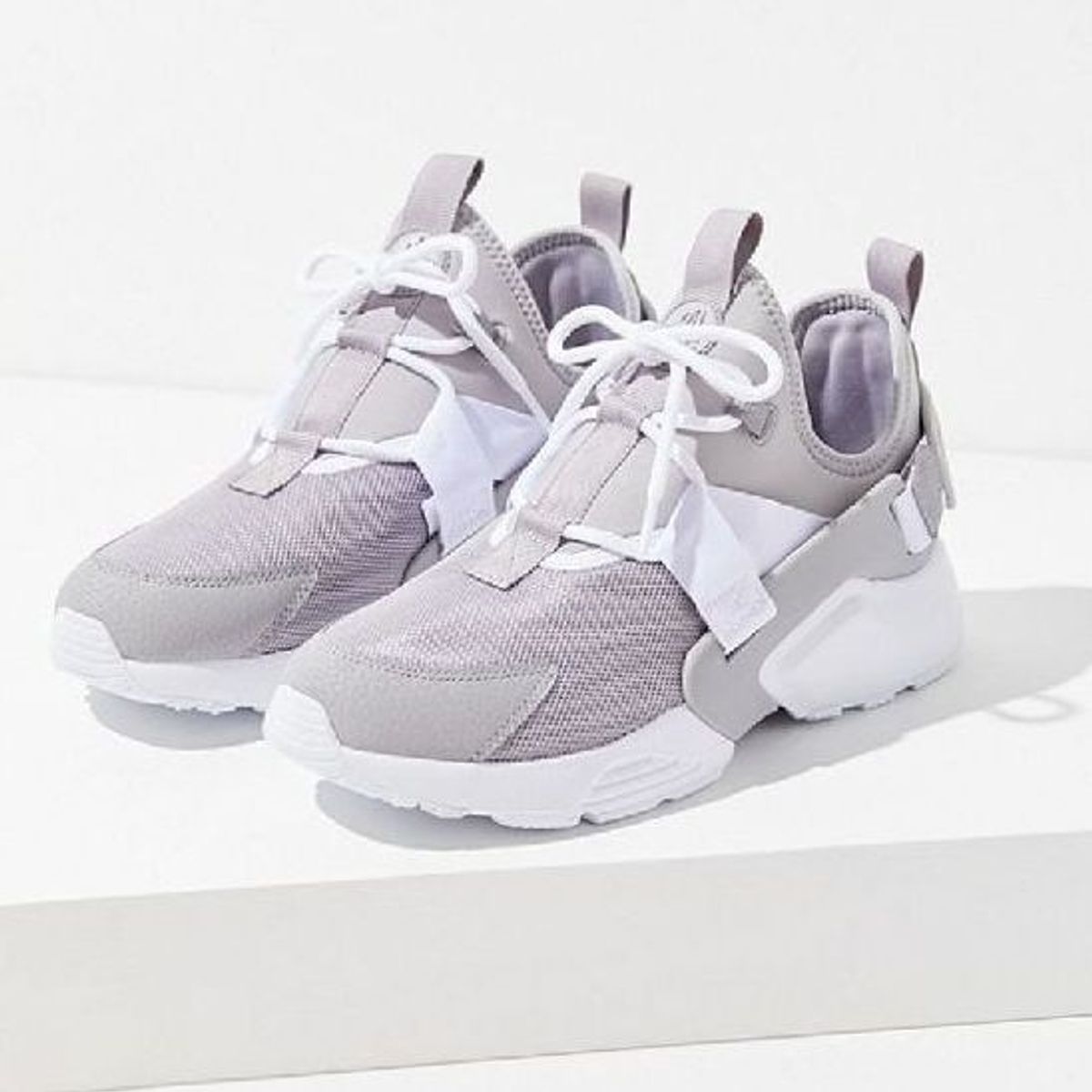 Tênis nike air huarache city store low feminino