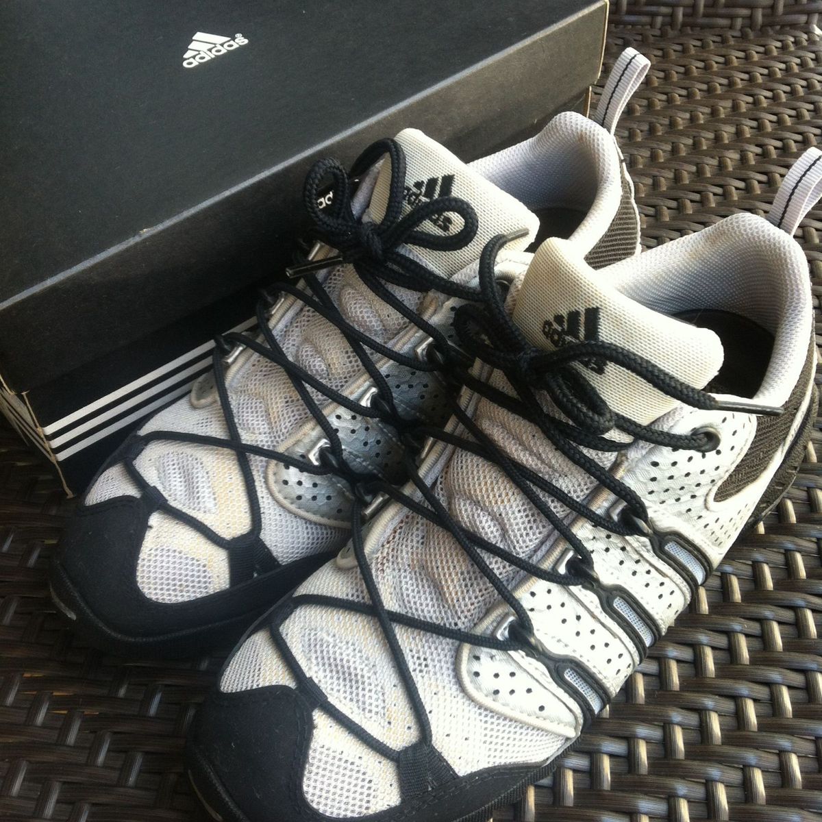 adidas hellbender saiu de linha