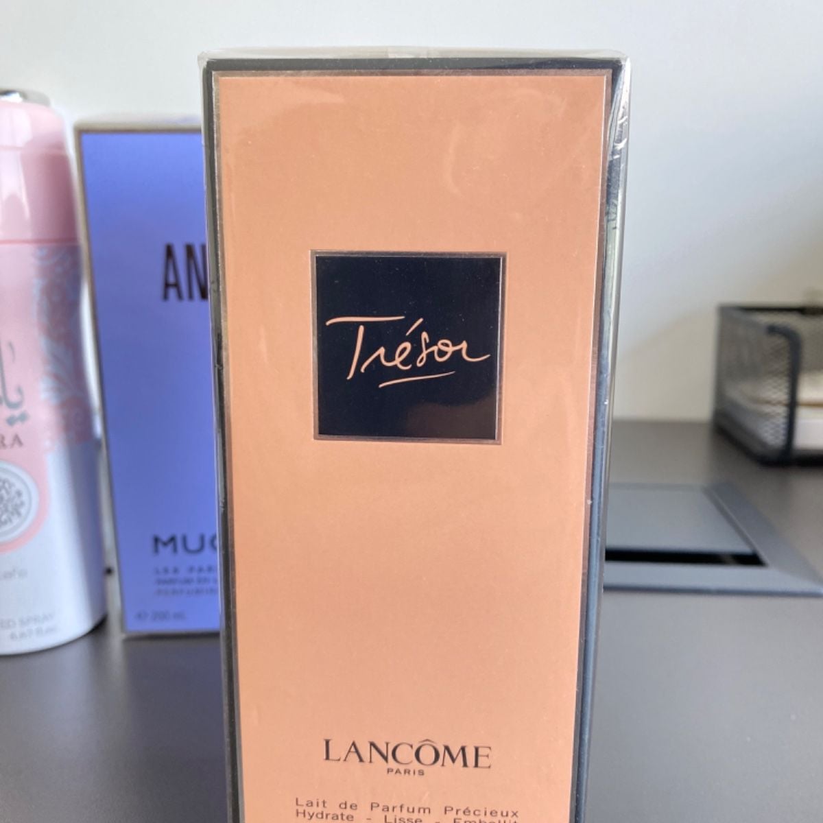LANCOME 1箱/YSL2箱