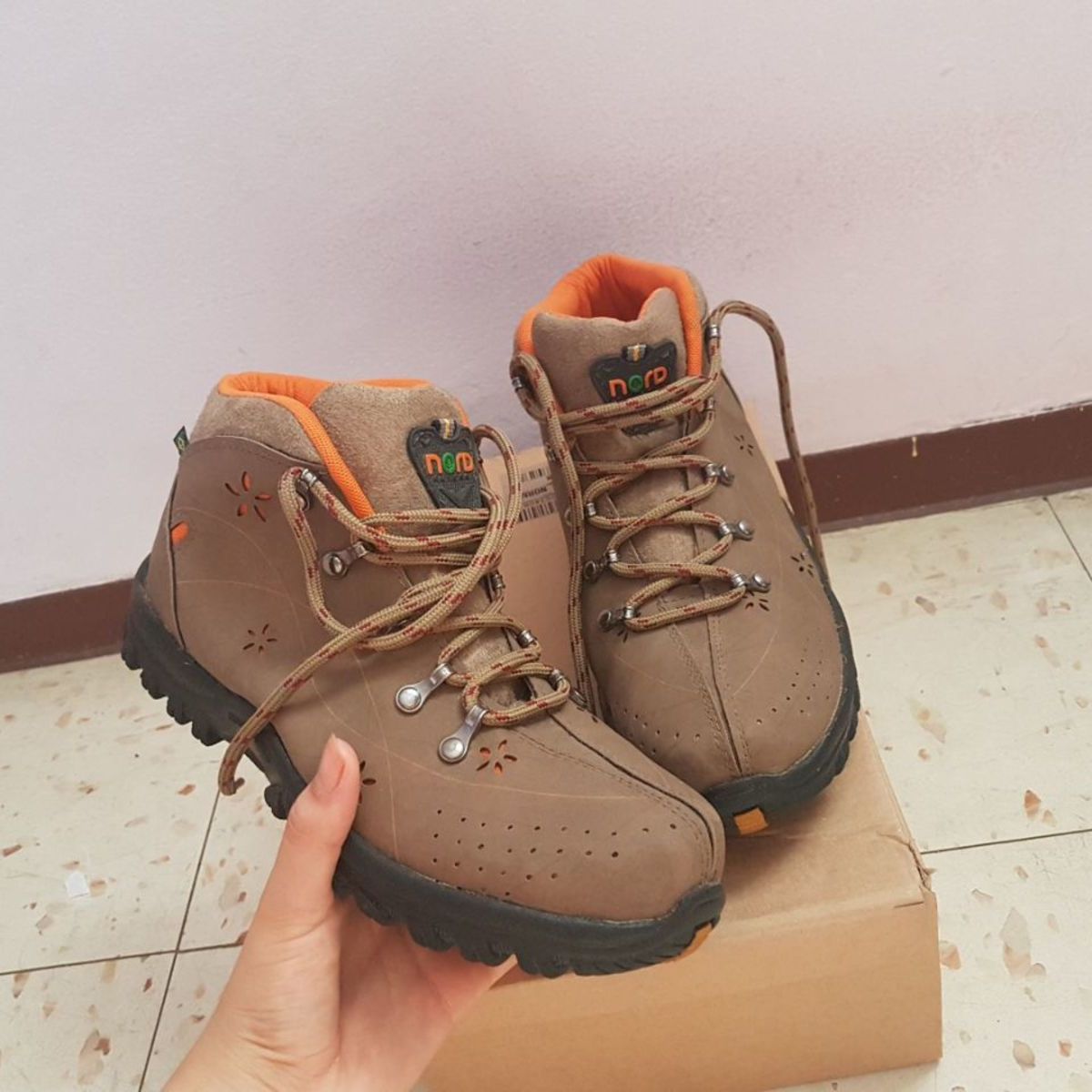 bota nord outdoor adventure