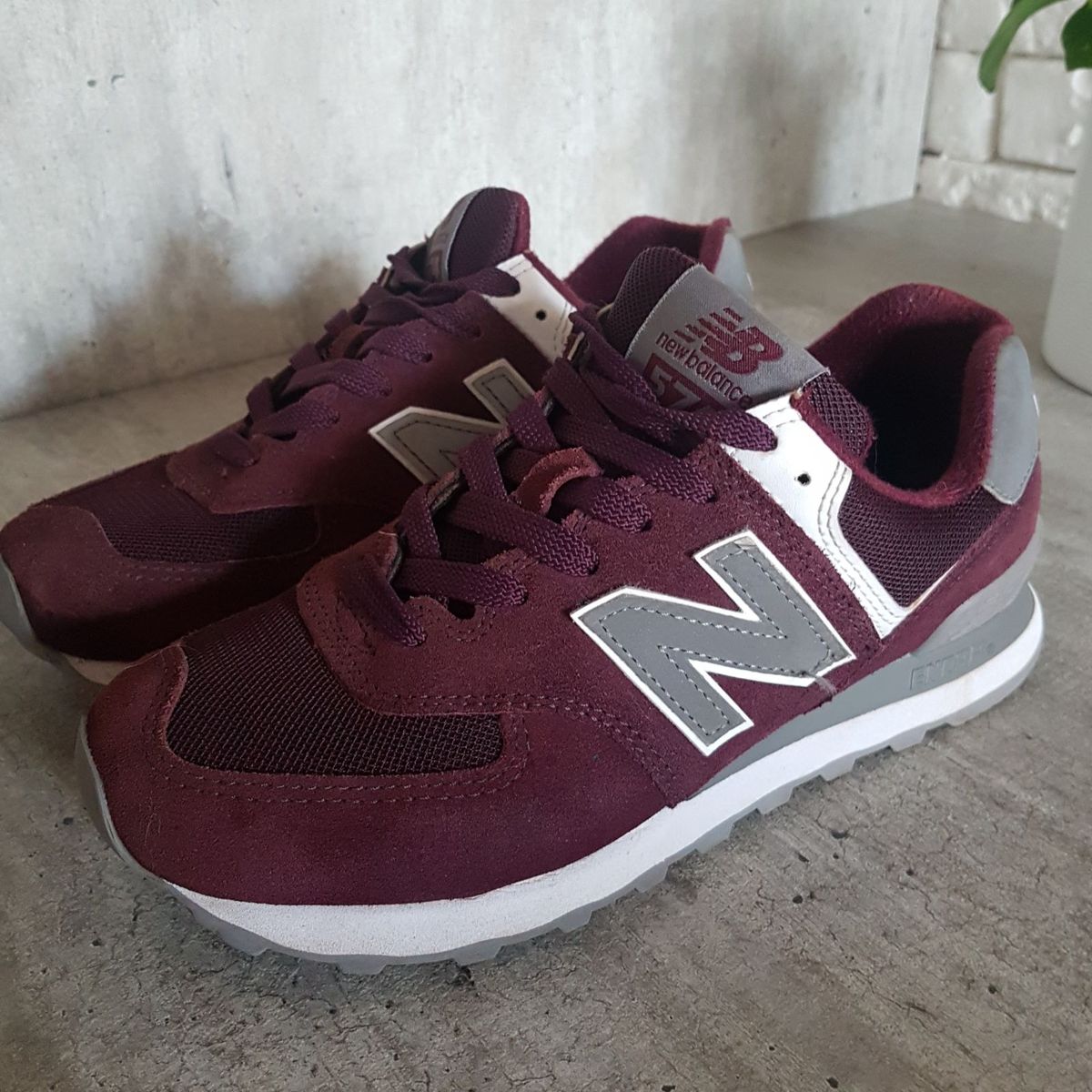 tenis new balance 574 vinho