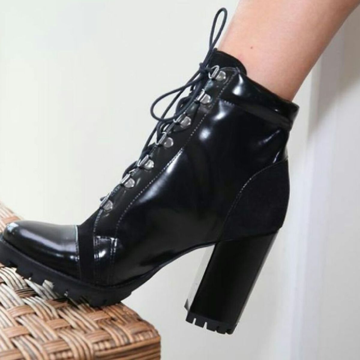 coturno tratorado arezzo