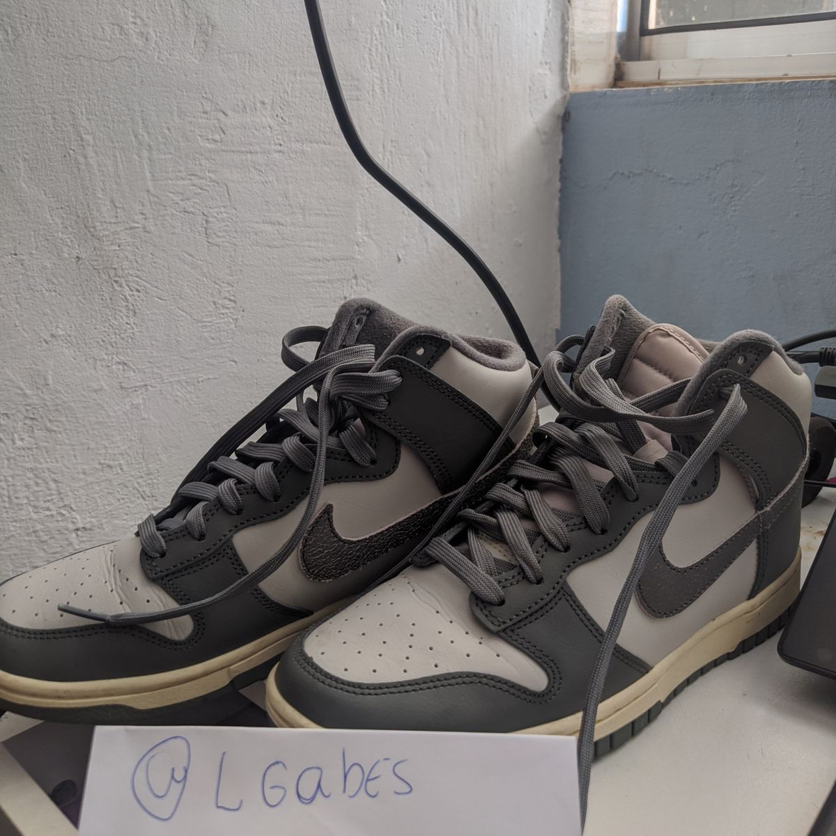 Nike Dunk High Vintage Light Bone Grey - Droper