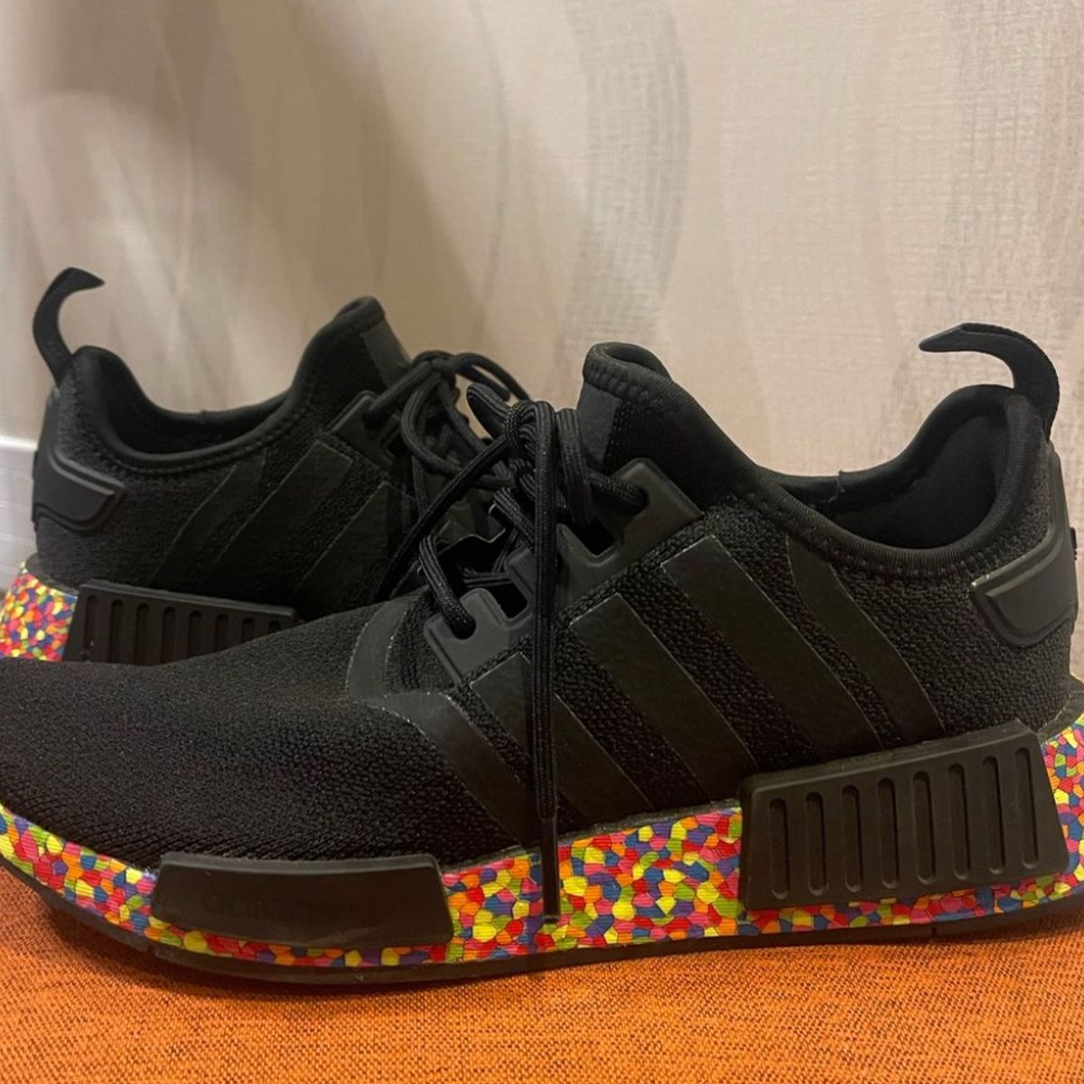 Tênis Adidas Nmd R1 Preto Confetti