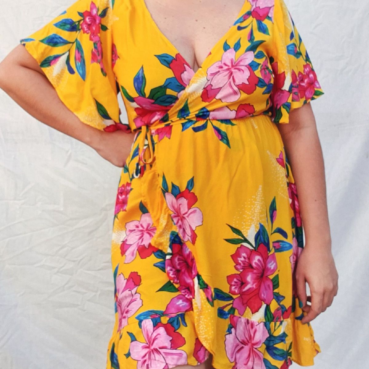vestido transpassado riachuelo