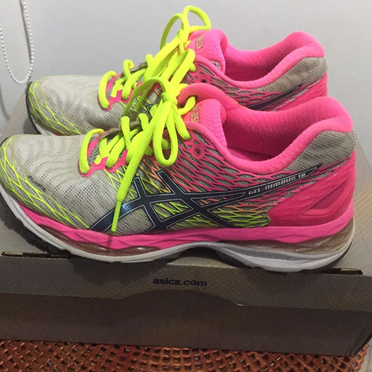 tenis asics nimbus 18 feminino numero 40