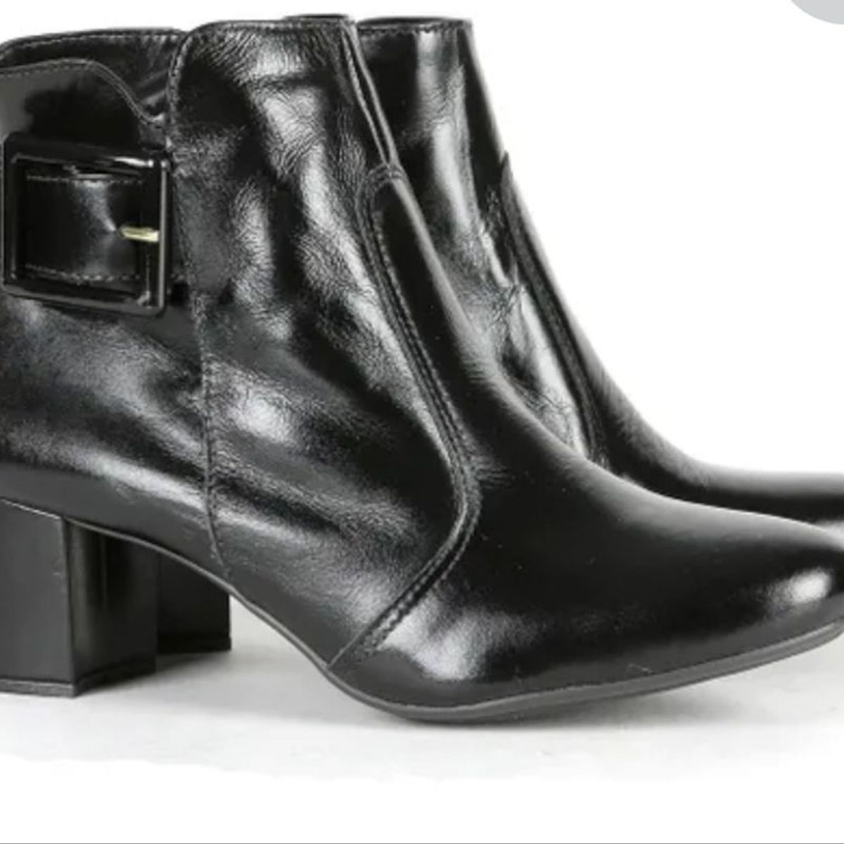 coturno constance 2019