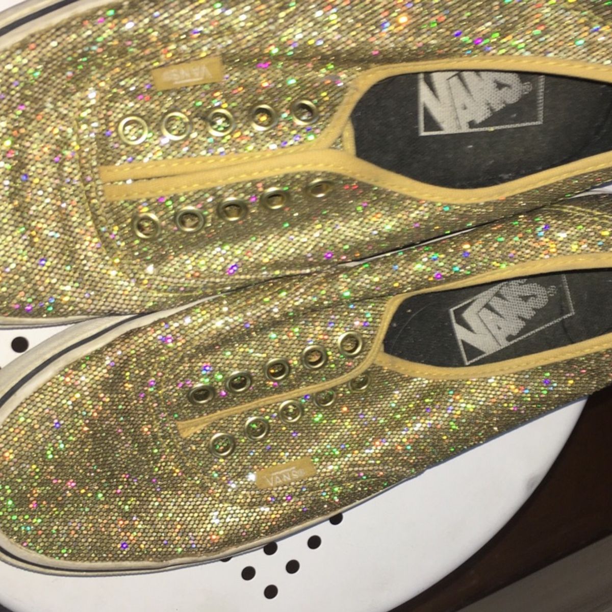 vans dourado
