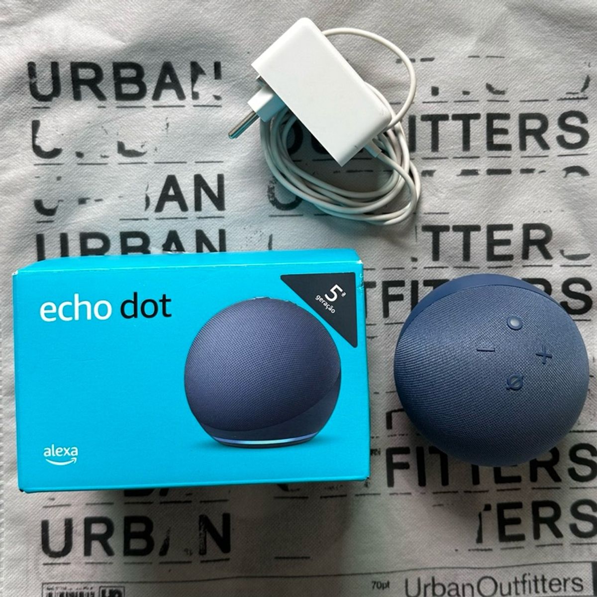 Echo Dot 5ª Geração (Usado) Smart Speaker com Alexa Cor Azul