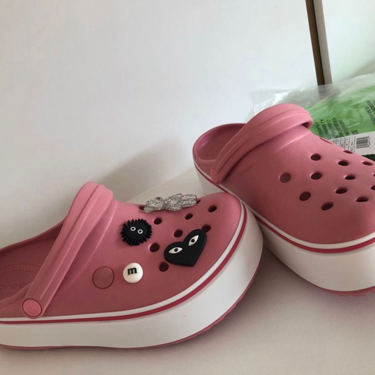 Crocs plataforma online rosa