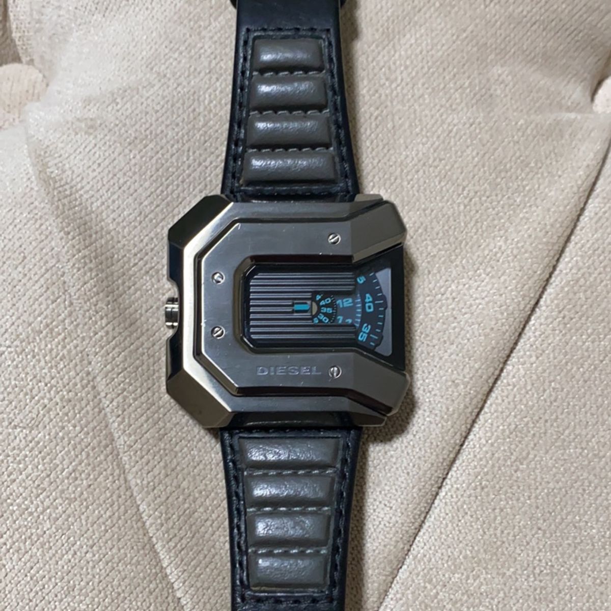 Dz7385 hotsell diesel watch