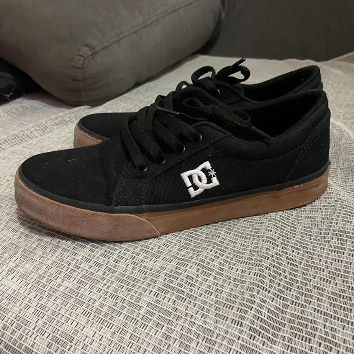 Dc shoes hot sale preto e marrom