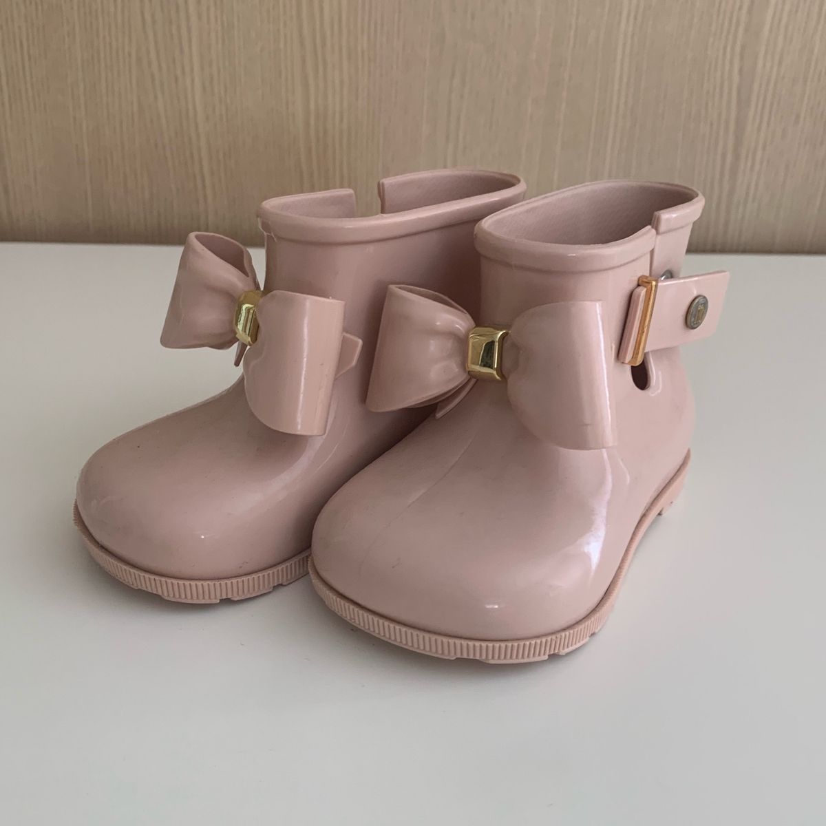 bota melissa infantil rosa